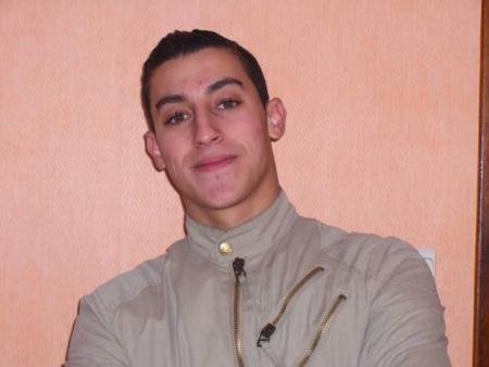 re c mon cousin